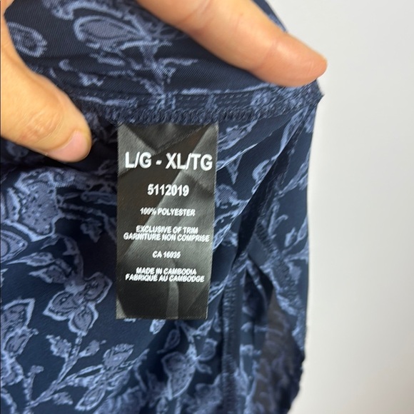 Tahari Blue Robe with Elegant Floral Print Size Large/XLarge - Picture 8 of 11